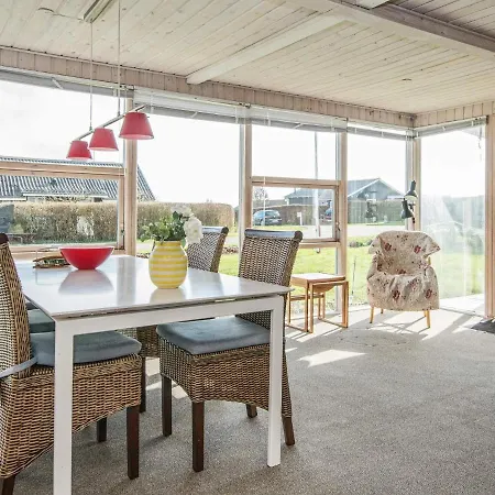 5 Person Holiday In Hejls
